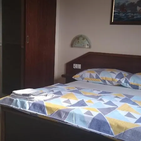 Bed & Breakfast Wynajem Pokoi Osada