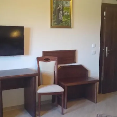 Bed & Breakfast Wynajem Pokoi Osada