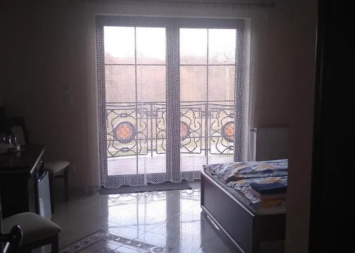 Wynajem Pokoi Osada 住宿加早餐酒店