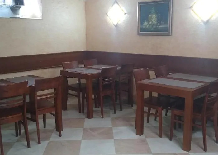 Wynajem Pokoi Osada Bed & Breakfast *